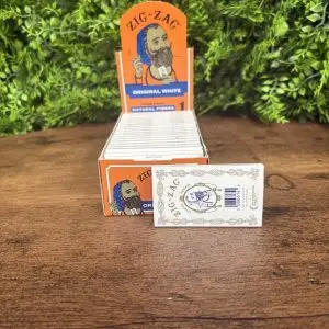 Original white zig zag papers